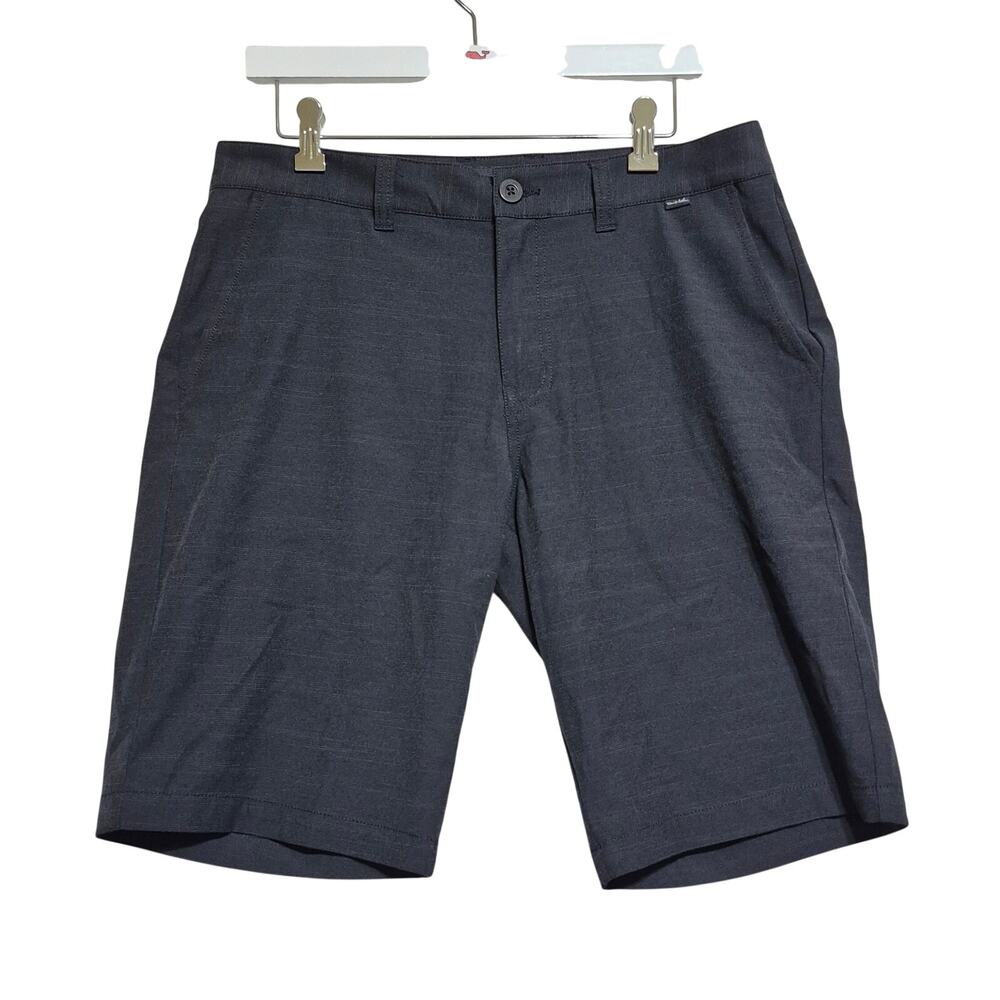Travis Mathew Shorts Men 33 Golf Chino  Everyday Preppy Black Logo